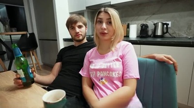 Кавказец трахнул армянскую жену друга-куколда с большой задницей