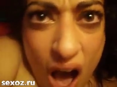 Муж мощно долбит еврейку первый раз в очко